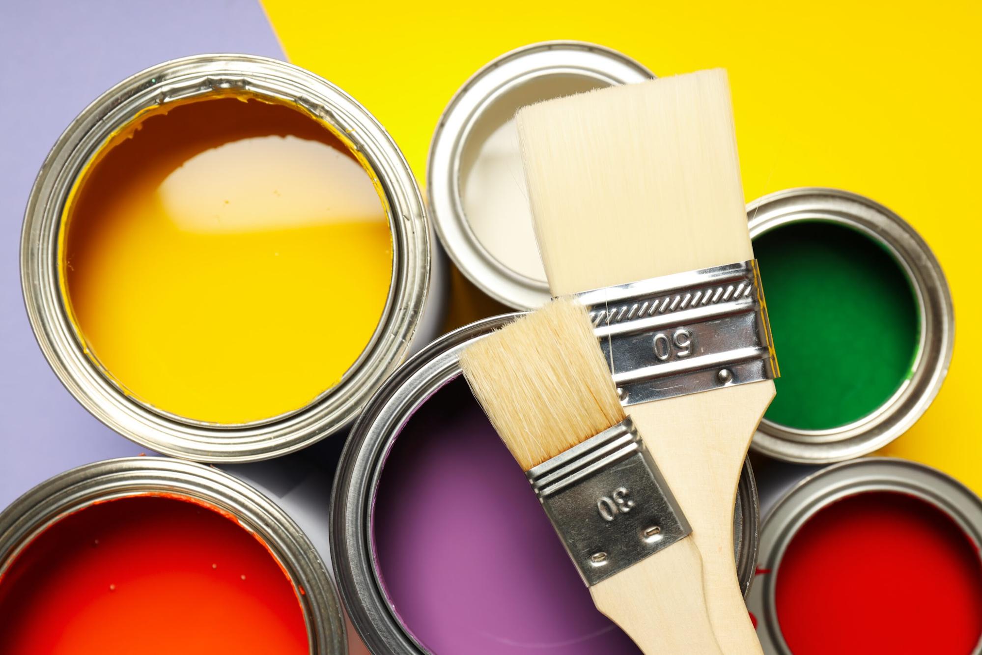 Paint cans and brush for coating applications